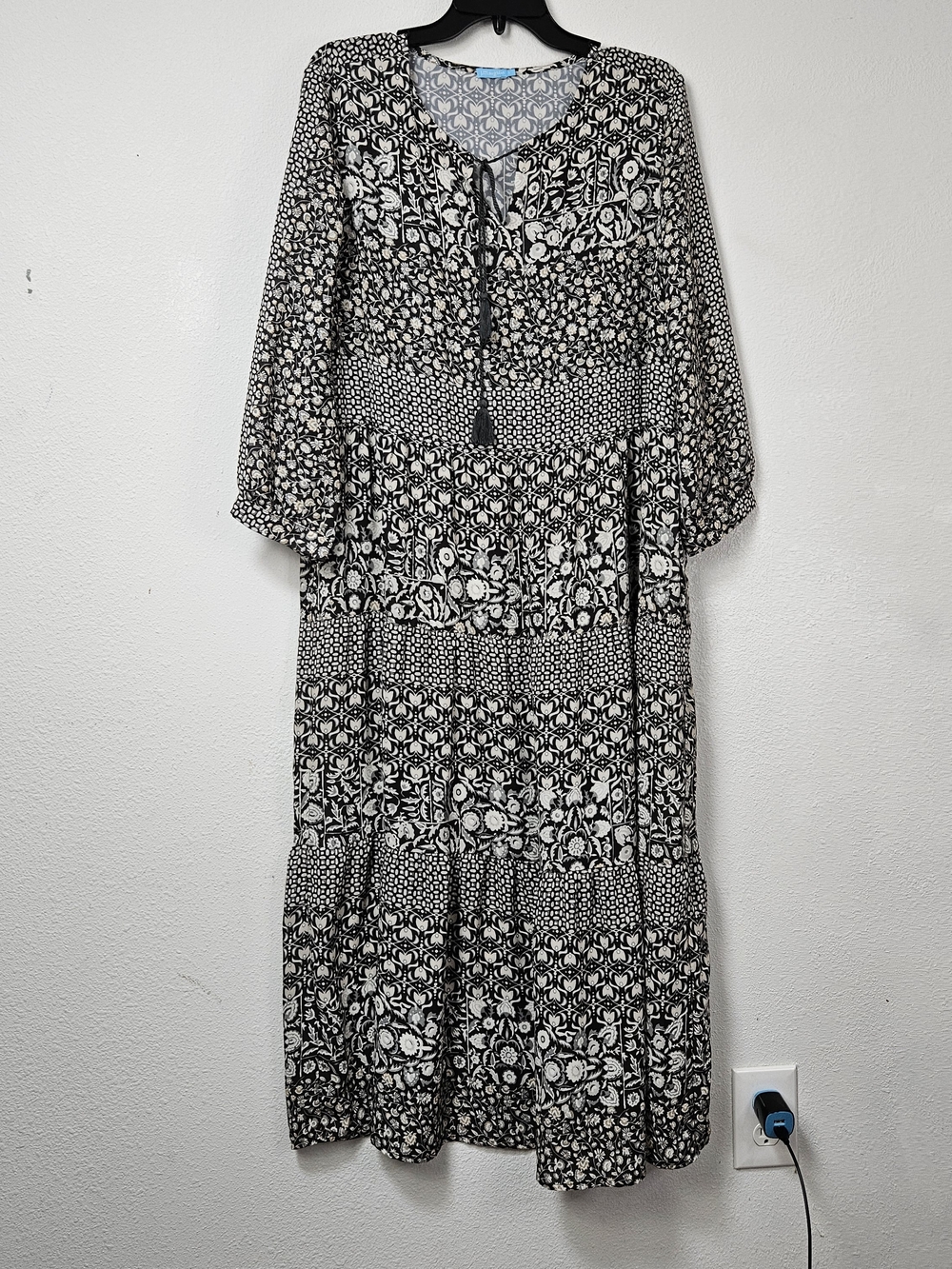 J.MCLAUGHLIN Darjeeling Midi Boho Polyester Dress with Tassels Gray & Tan Large